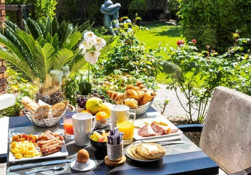 בית מלון כפרי Mercure Maurepas Saint Quentin