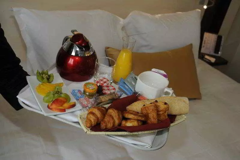 בית מלון כפרי Mercure Maurepas Saint Quentin