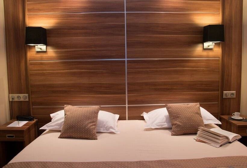 בית מלון כפרי Novel Restaurant La Mamma