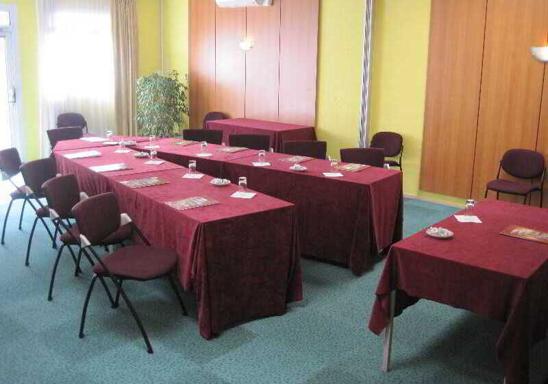 בית מלון כפרי The Originals City, Au Relais Saint éloi, Tours