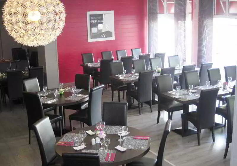 هتل The Originals City, Au Relais Saint éloi, Tours