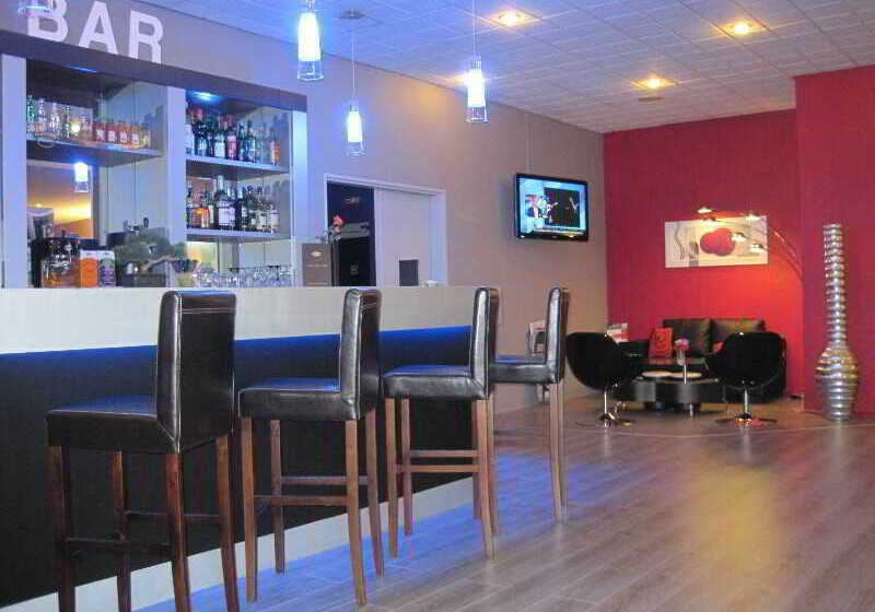 בית מלון כפרי The Originals City, Au Relais Saint éloi, Tours