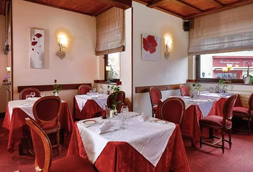 Logis Hostellerie Motel Au Bois Le Sire