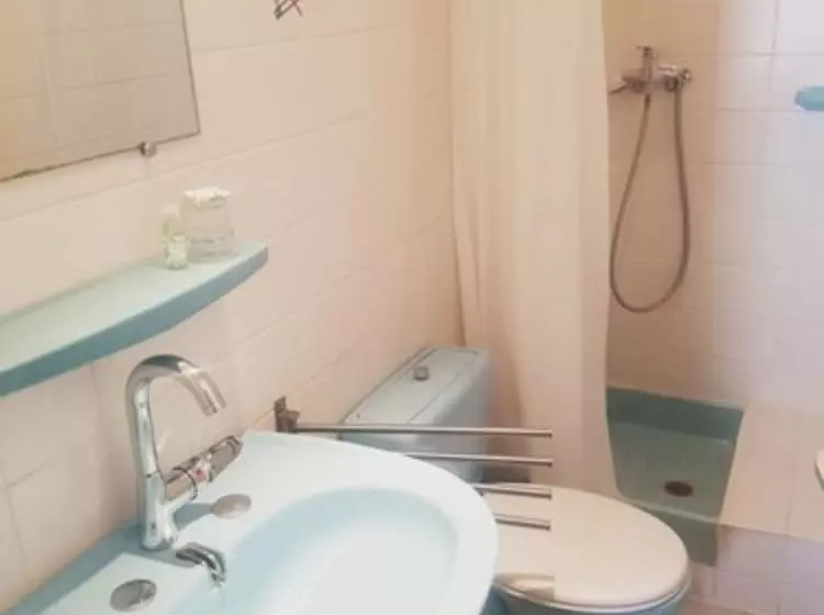 Отель Azurene Royal