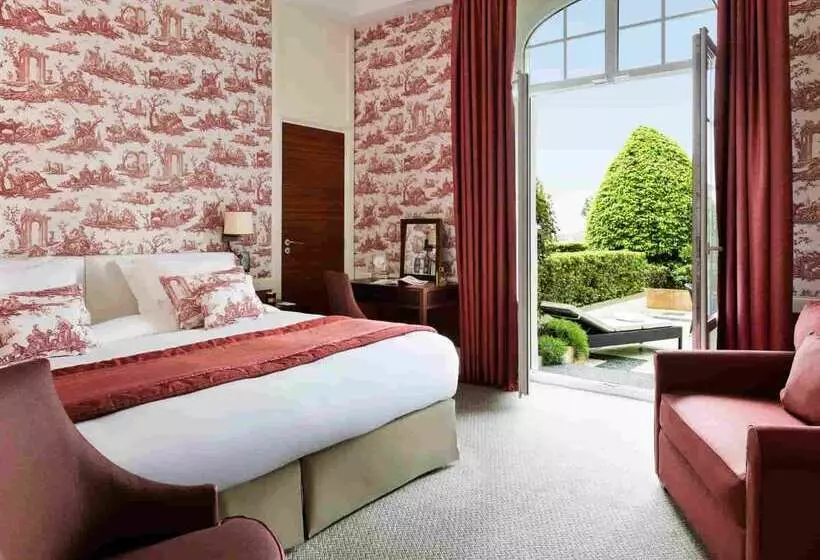 هتل Barriere Le Normandy