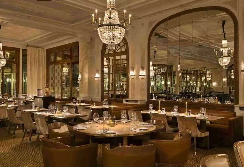 هتل Barriere Le Normandy