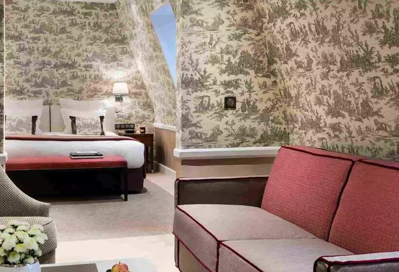 هتل Barriere Le Normandy