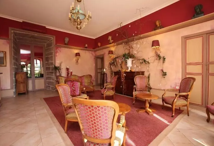 בית מלון כפרי Château De Castel Novel