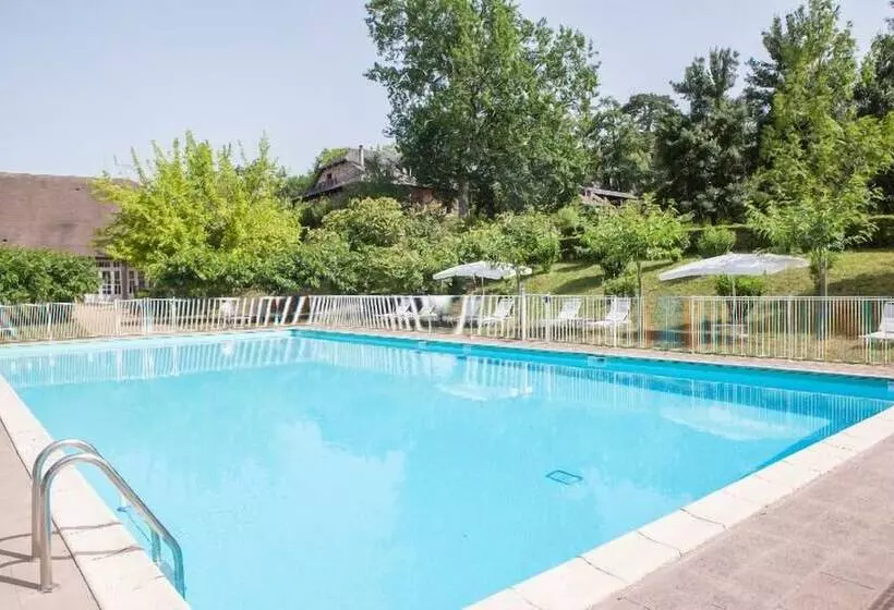 בית מלון כפרי Château De Castel Novel