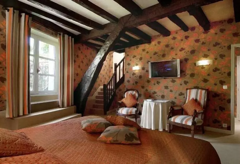 בית מלון כפרי Château De Castel Novel