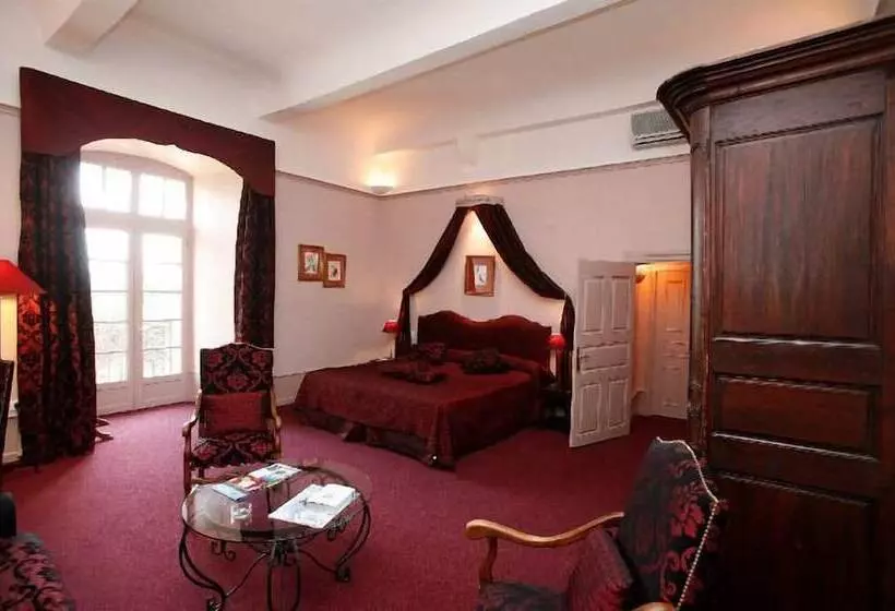 בית מלון כפרי Château De Castel Novel