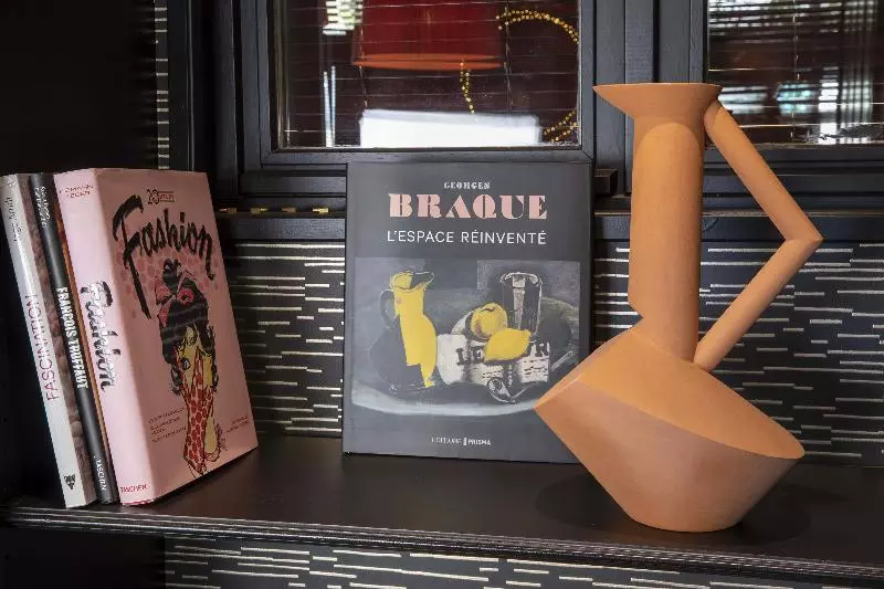 ホテル Elysees Regencia