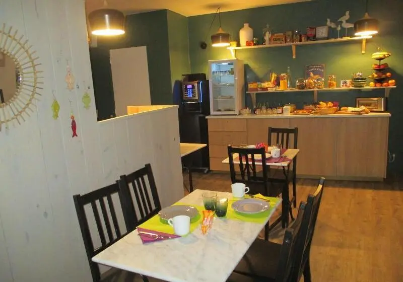 هتل Hôtel Saint Florent