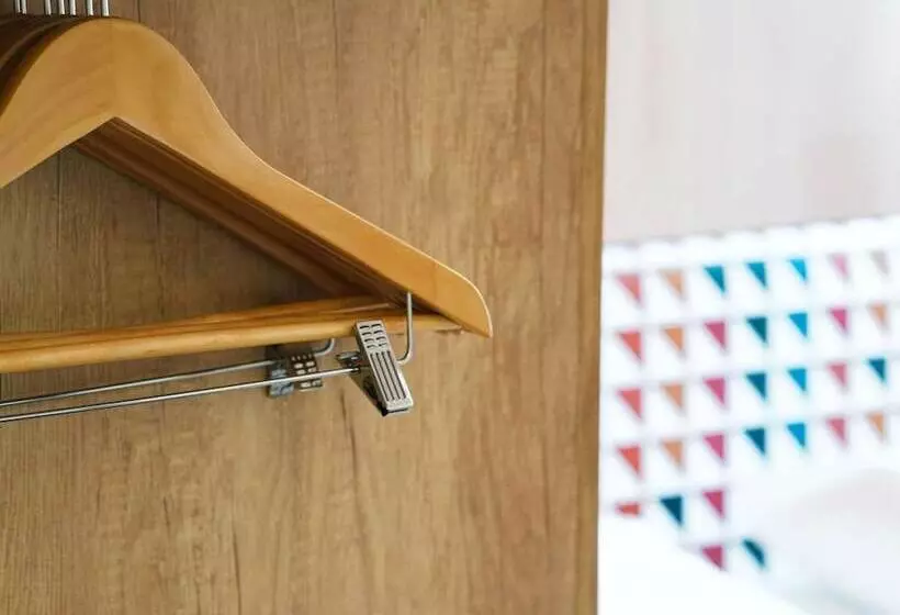 Hotel Ibis Styles Caen Centre Historique