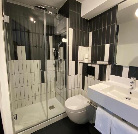 هتل Ibis Styles Paris Porte De Versailles Mairie D Issy