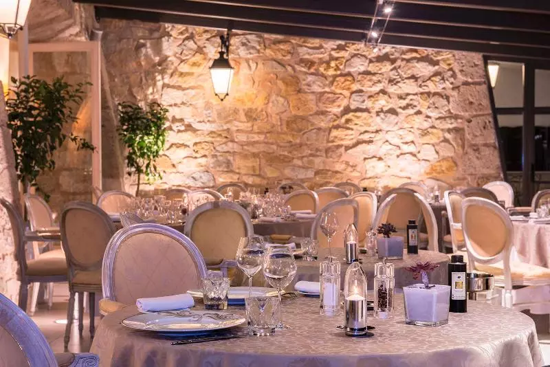La Bastide De Tourtour Hotel & Spa