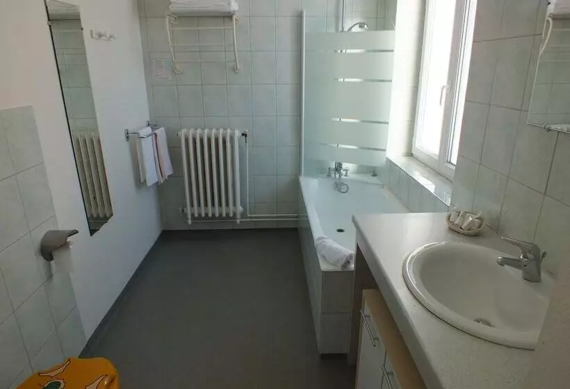 Отель La Prairie