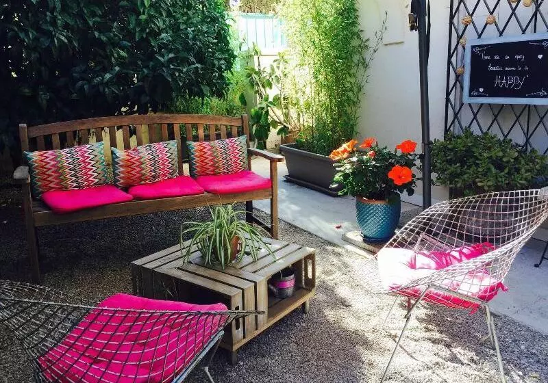 ホテル Le Petit Castel