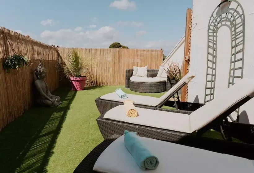 ホテル Le Petit Castel