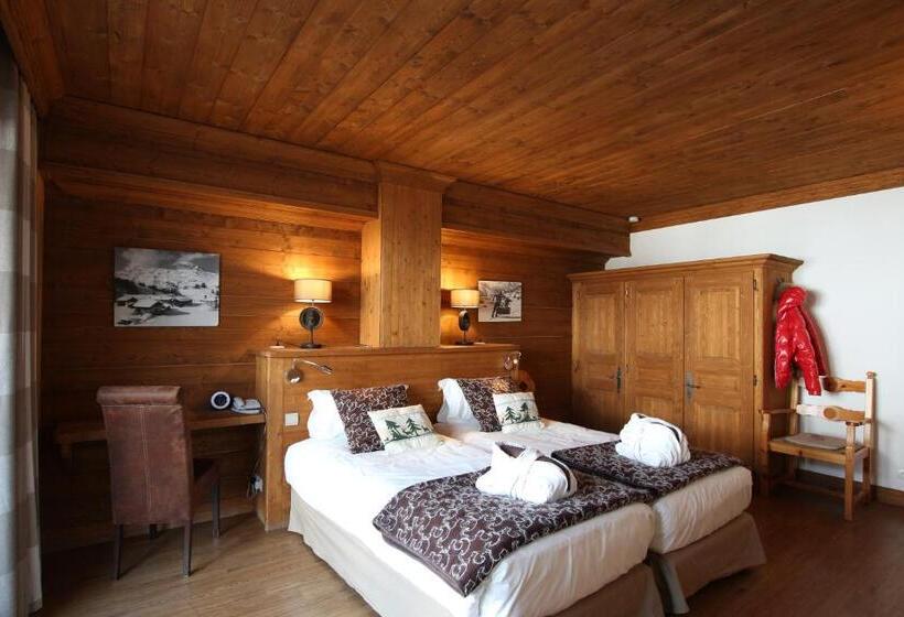 هتل Hôtel & Chalets Le Samovar