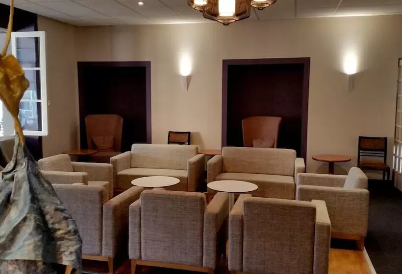 Logis Au Grand Hotel Et Son Restaurant