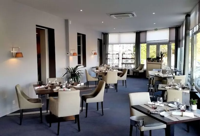 Logis Au Grand Hotel Et Son Restaurant