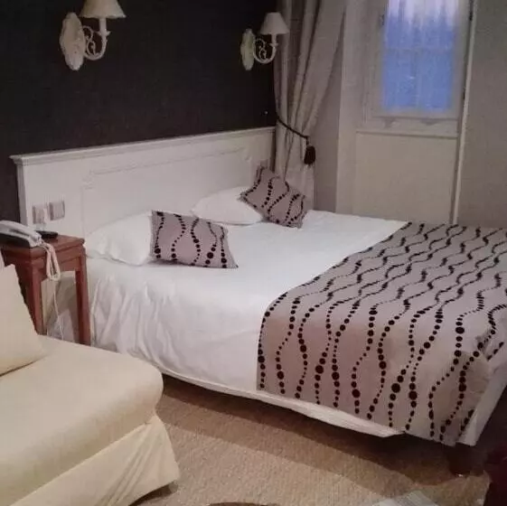 Logis Au Grand Hotel Et Son Restaurant