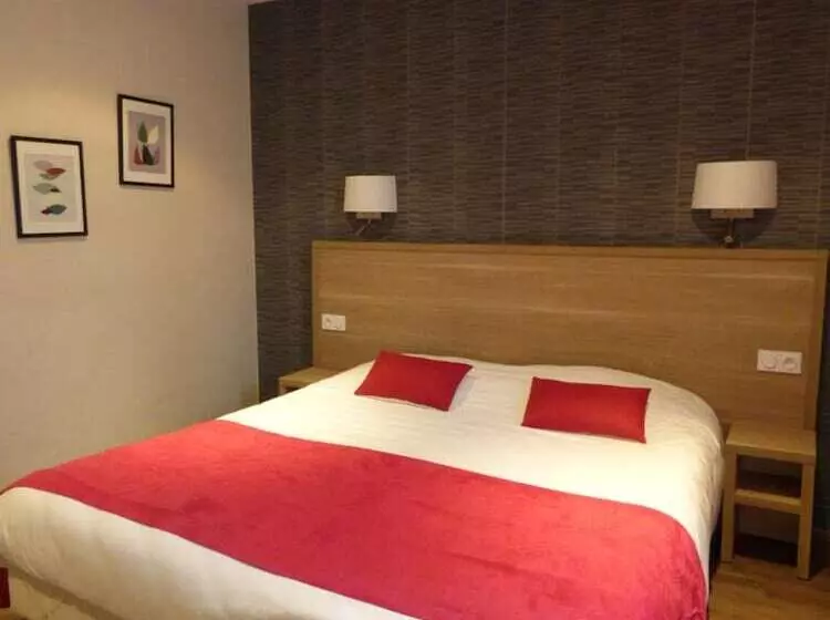 Logis Au Grand Hotel Et Son Restaurant