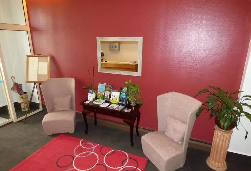 Logis Au Grand Hotel Et Son Restaurant