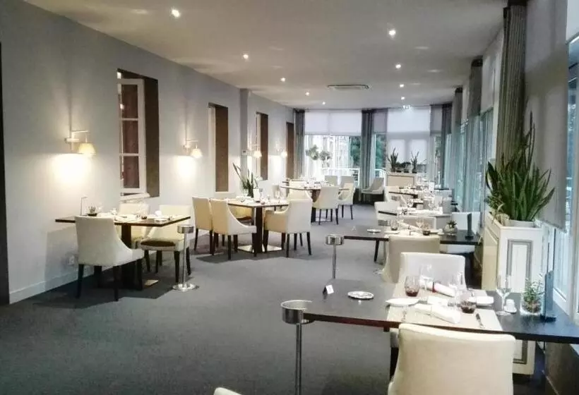 Logis Au Grand Hotel Et Son Restaurant