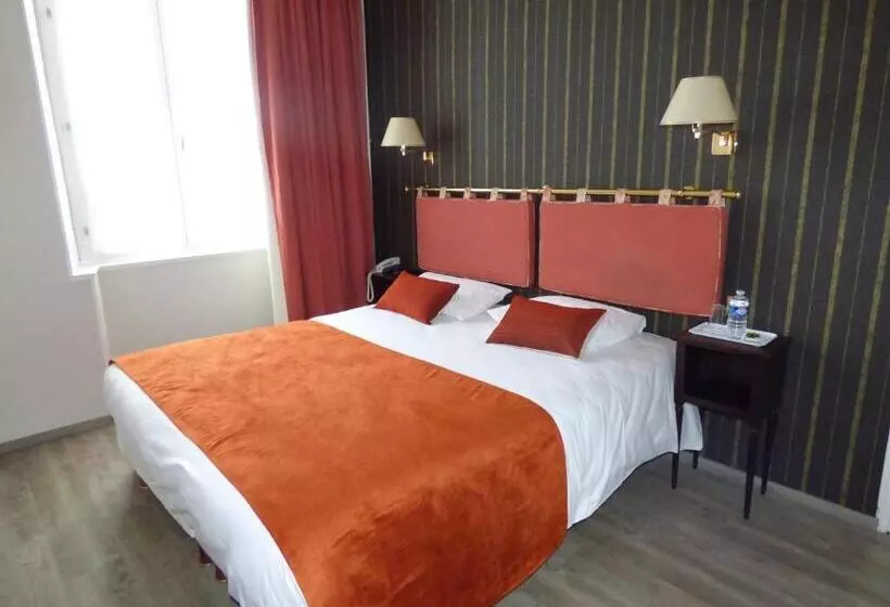 Logis Au Grand Hotel Et Son Restaurant