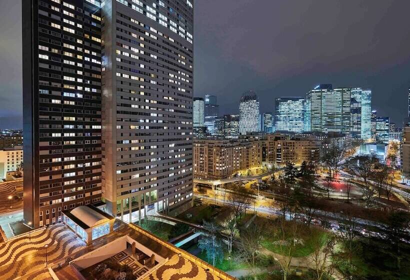 هتل Mercure Paris La Defense