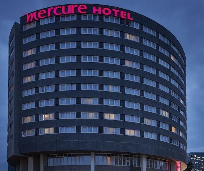 هتل Mercure Paris La Defense