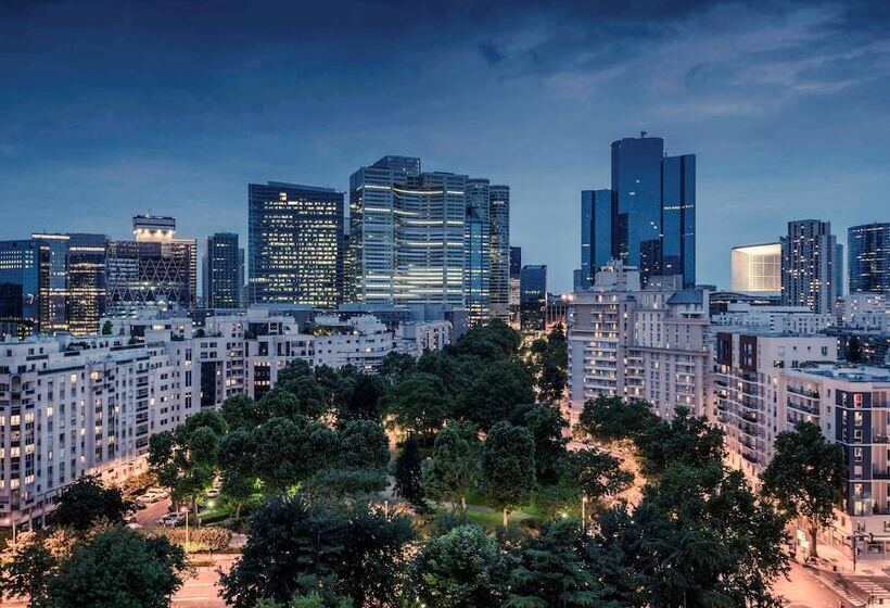 هتل Mercure Paris La Defense