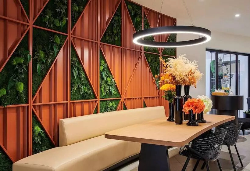 فندق Mercure Paris La Defense