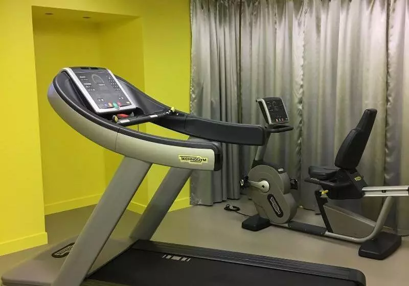 Отель Mercure Rouen Centre Cathedrale