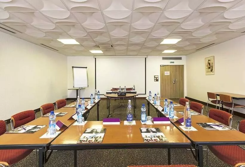 Отель Mercure Vichy Thermalia