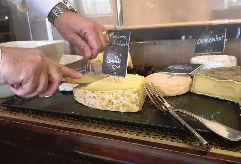 Отель Mercure Vichy Thermalia