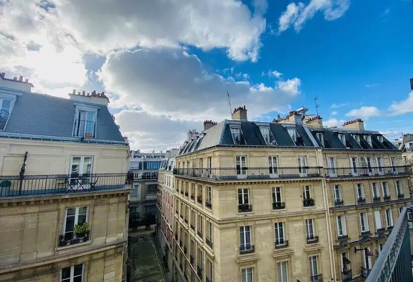 ホテル Queens Boutique Hôtel