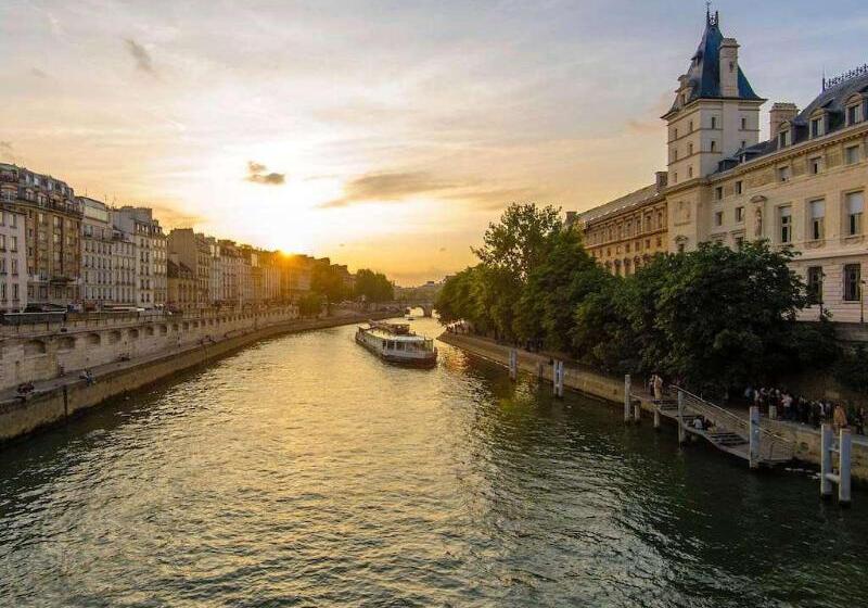 هتل Sofitel Paris Arc De Triomphe