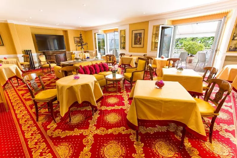 בית מלון כפרי Splendid