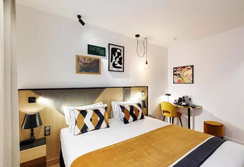 Hotel Star Champs Elysees
