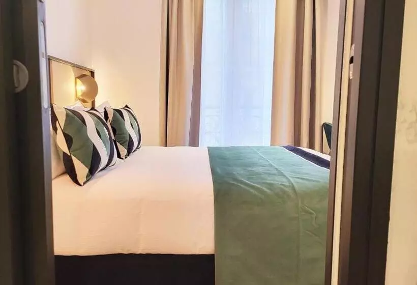 Hotel Star Champs Elysees