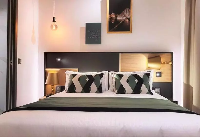 Hotel Star Champs Elysees