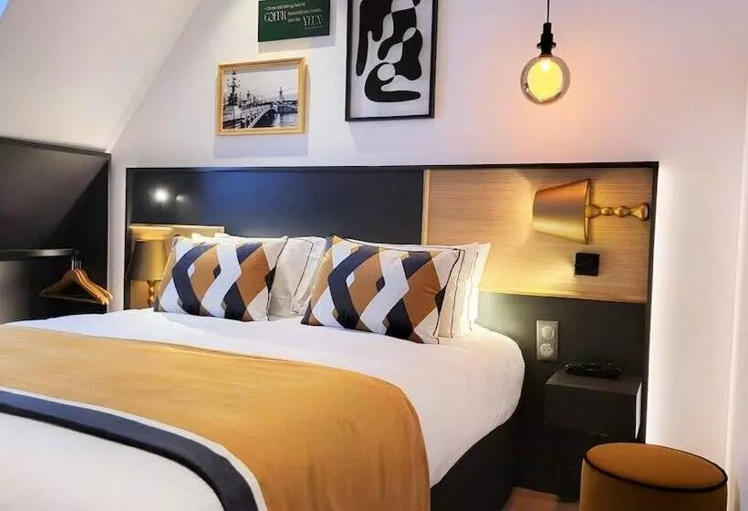 Hotel Star Champs Elysees