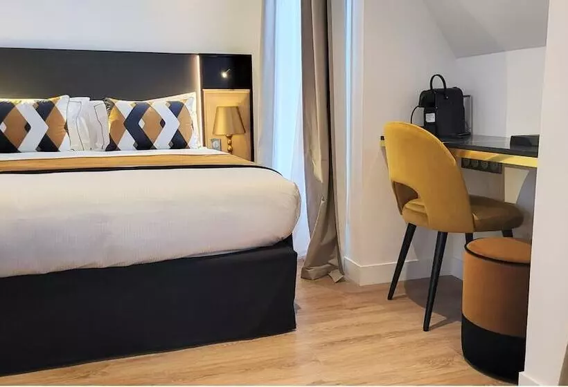 Hotel Star Champs Elysees