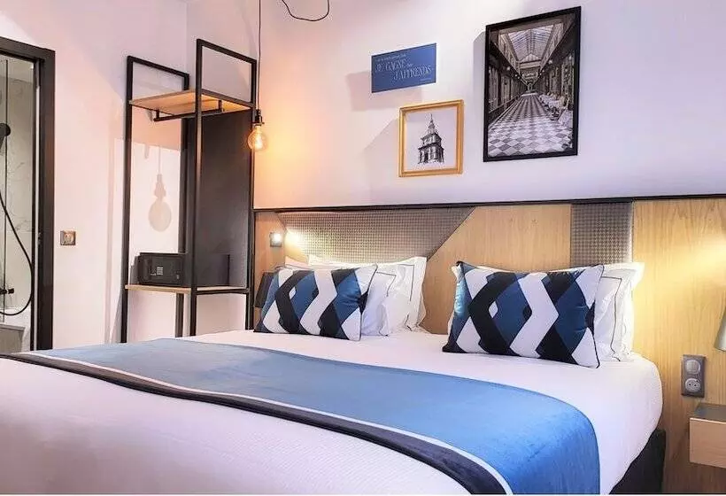 Hotel Star Champs Elysees