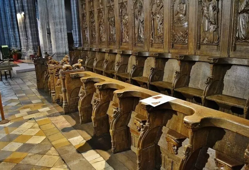 בית מלון כפרי The Originals Boutique, Hôtel Terminus, Bourg En Bresse Gare