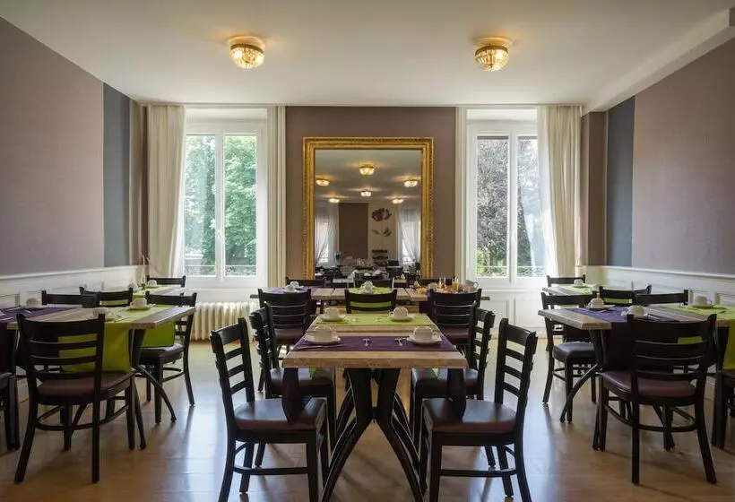 בית מלון כפרי The Originals Boutique, Hôtel Terminus, Bourg En Bresse Gare