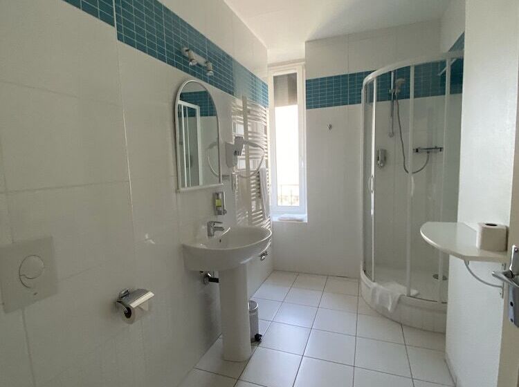 هتل The Originals Boutique, Hôtel Terminus, Bourg En Bresse Gare